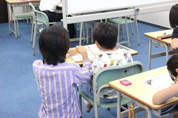 ガクキッズそろばん教室 羽束師校 教室風景1